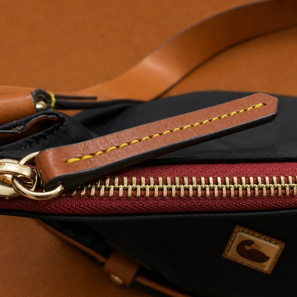 Dooney & Bourke Black Nylon Tan Leather Trim Gold Shoulder Bag Purse Pockets - Picture 9 of 16